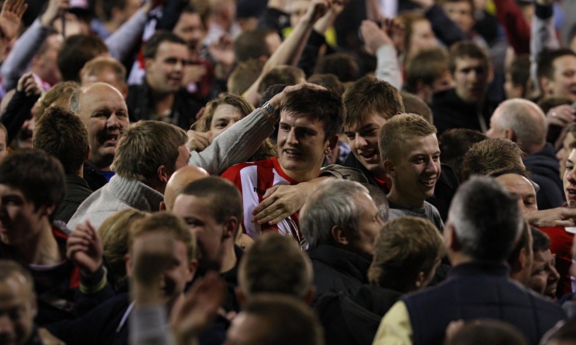 中展现出非 中展现出非